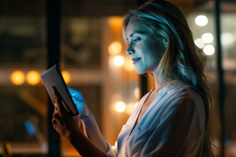 Smart Money Moves: How to Build Wealth Without High Risk